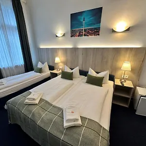 Seifert Am Kurfuerstendamm *** Berlin