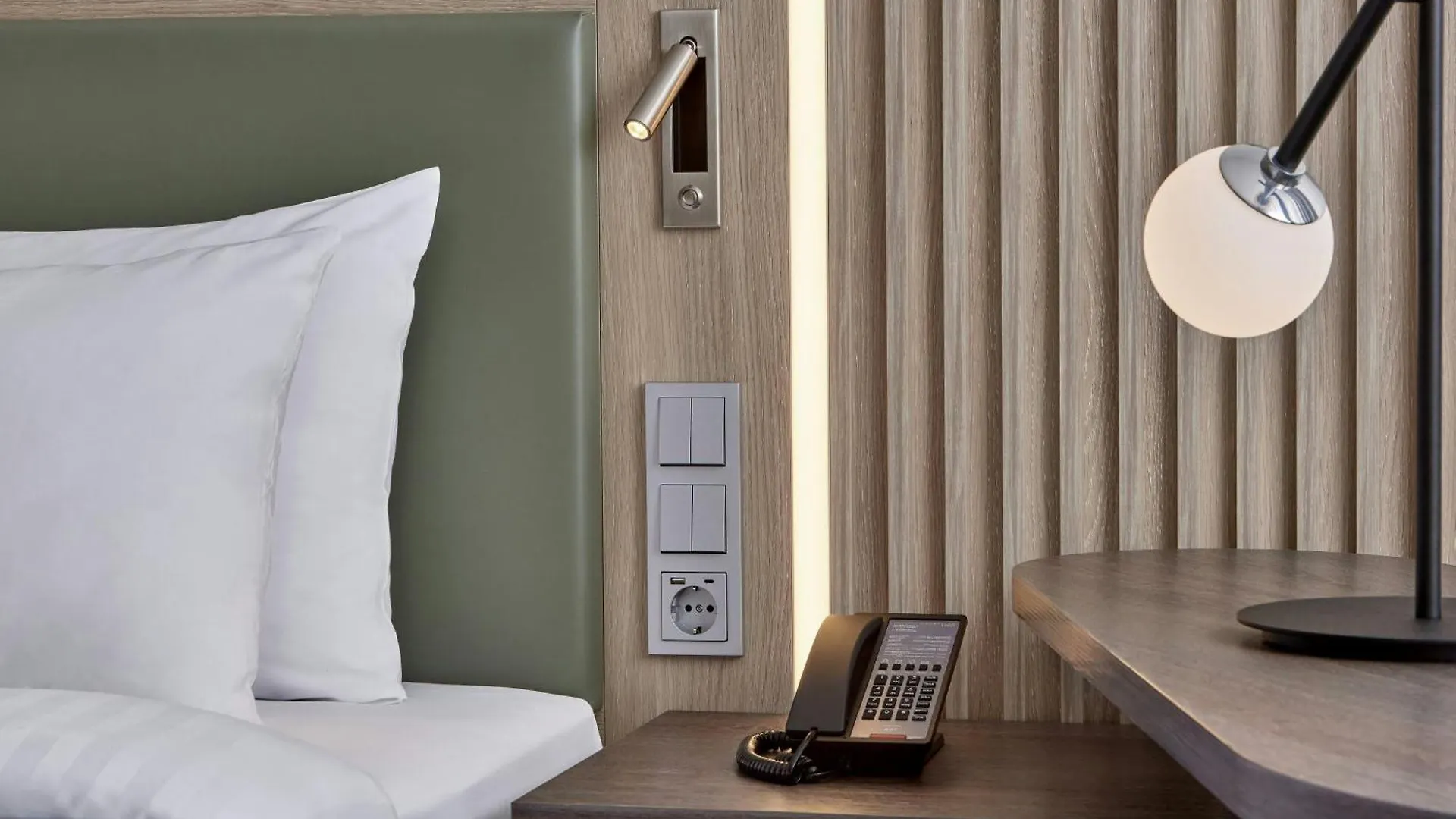 Courtyard By Marriott Berlin City Center 4*,  Germany