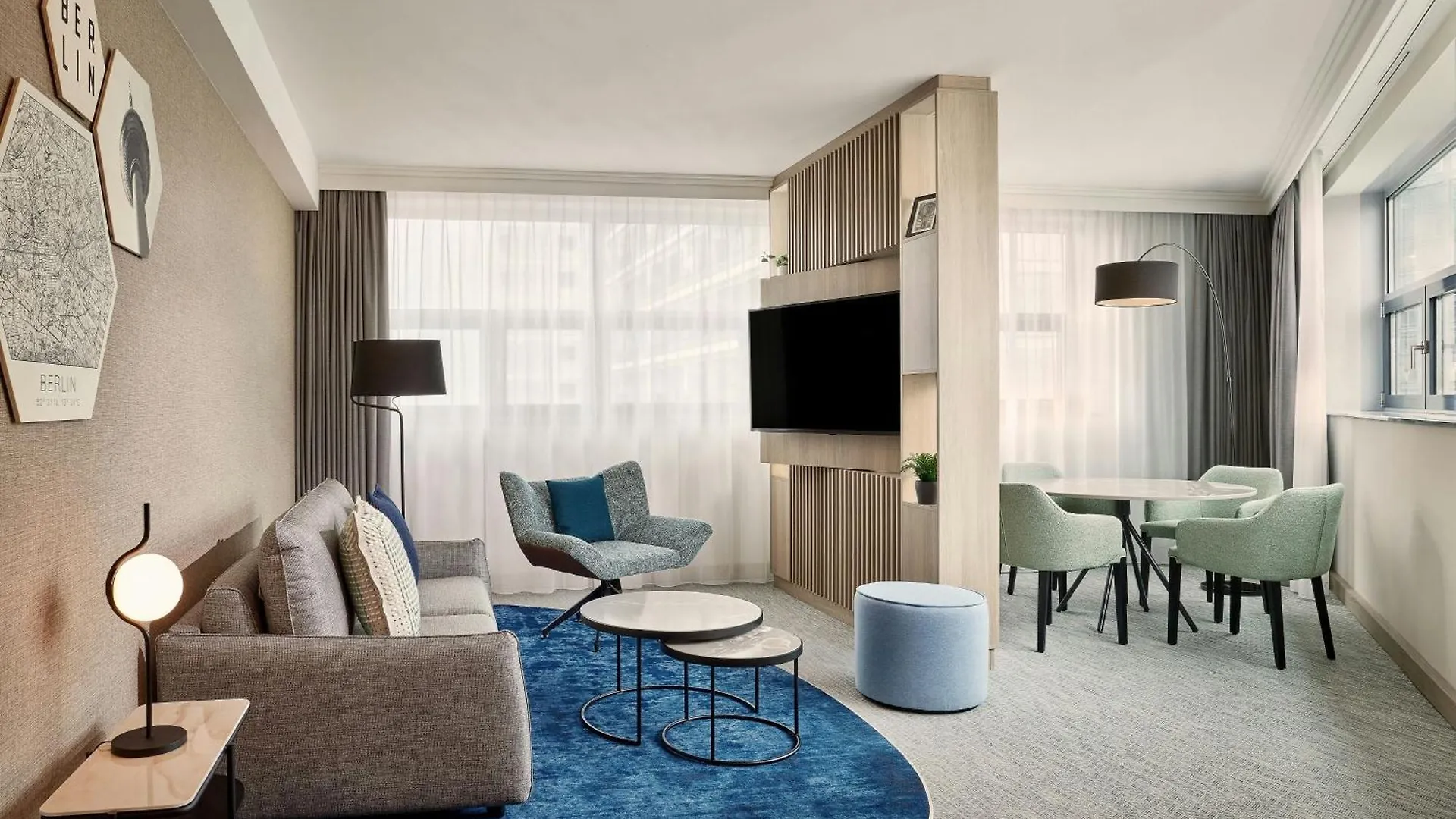 Courtyard By Marriott Berlin City Center