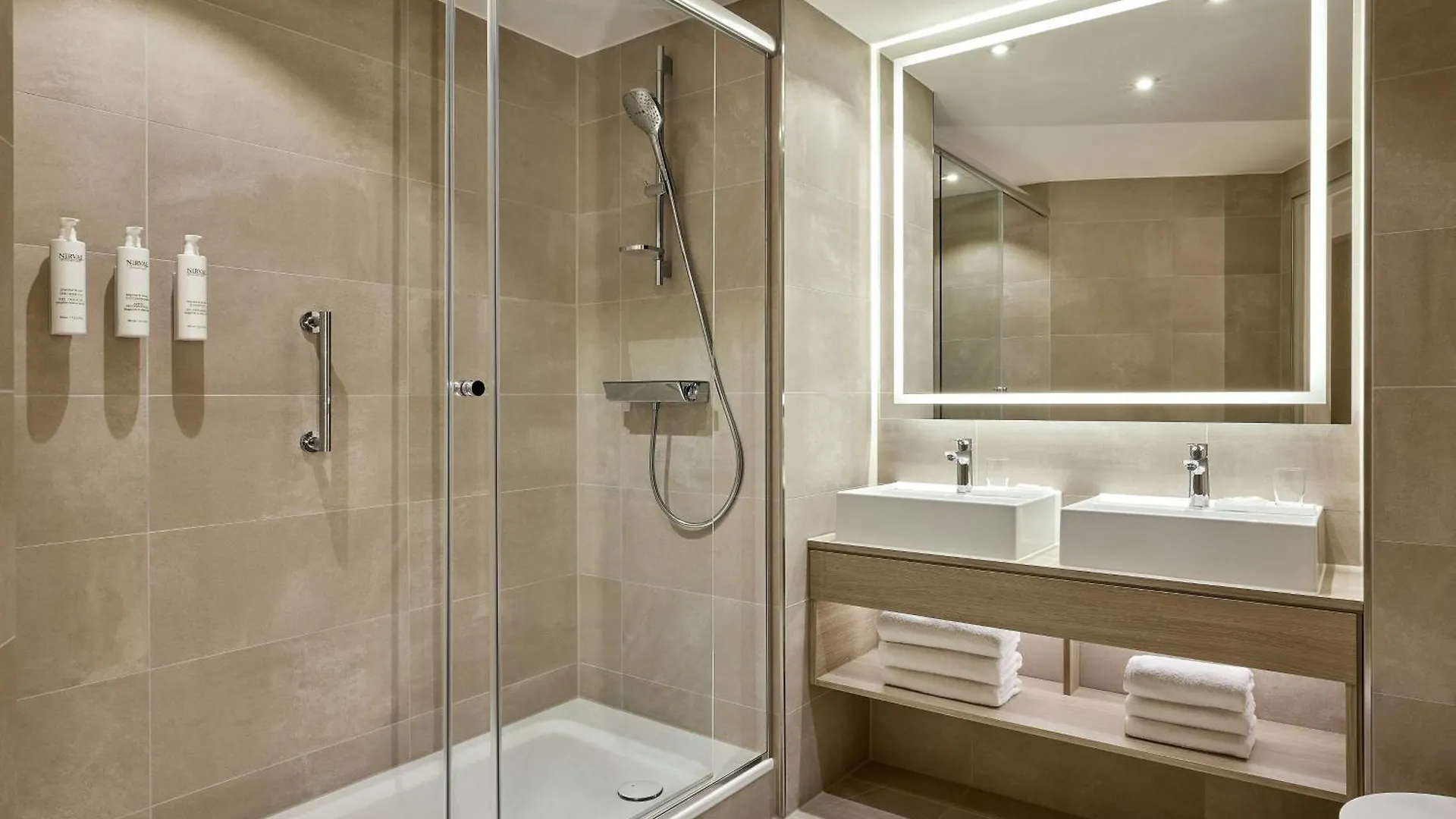 Ξενοδοχείο Courtyard By Marriott Berlin City Center