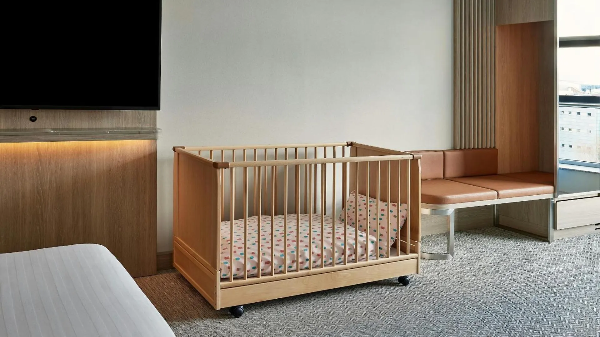 מלון Courtyard By Marriott Berlin City Center